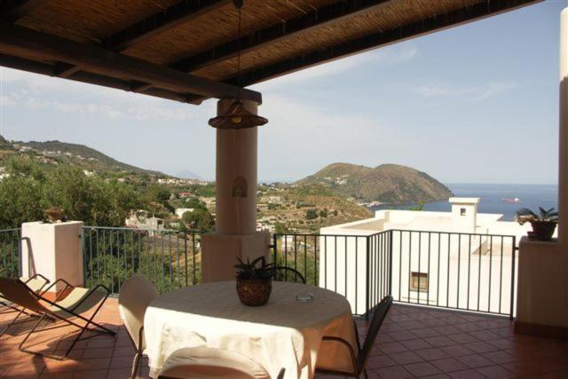 Villa Hermes Case Vacanza Lipari  Extérieur photo